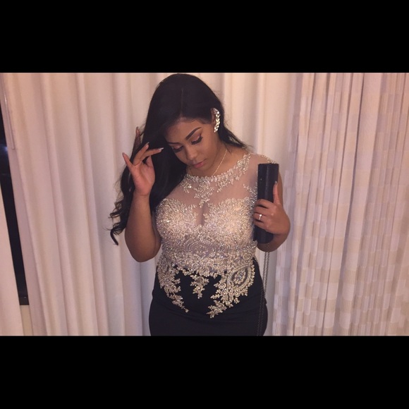 PROM DRESS FOR SALE‼️‼️ - Picture 3 of 4